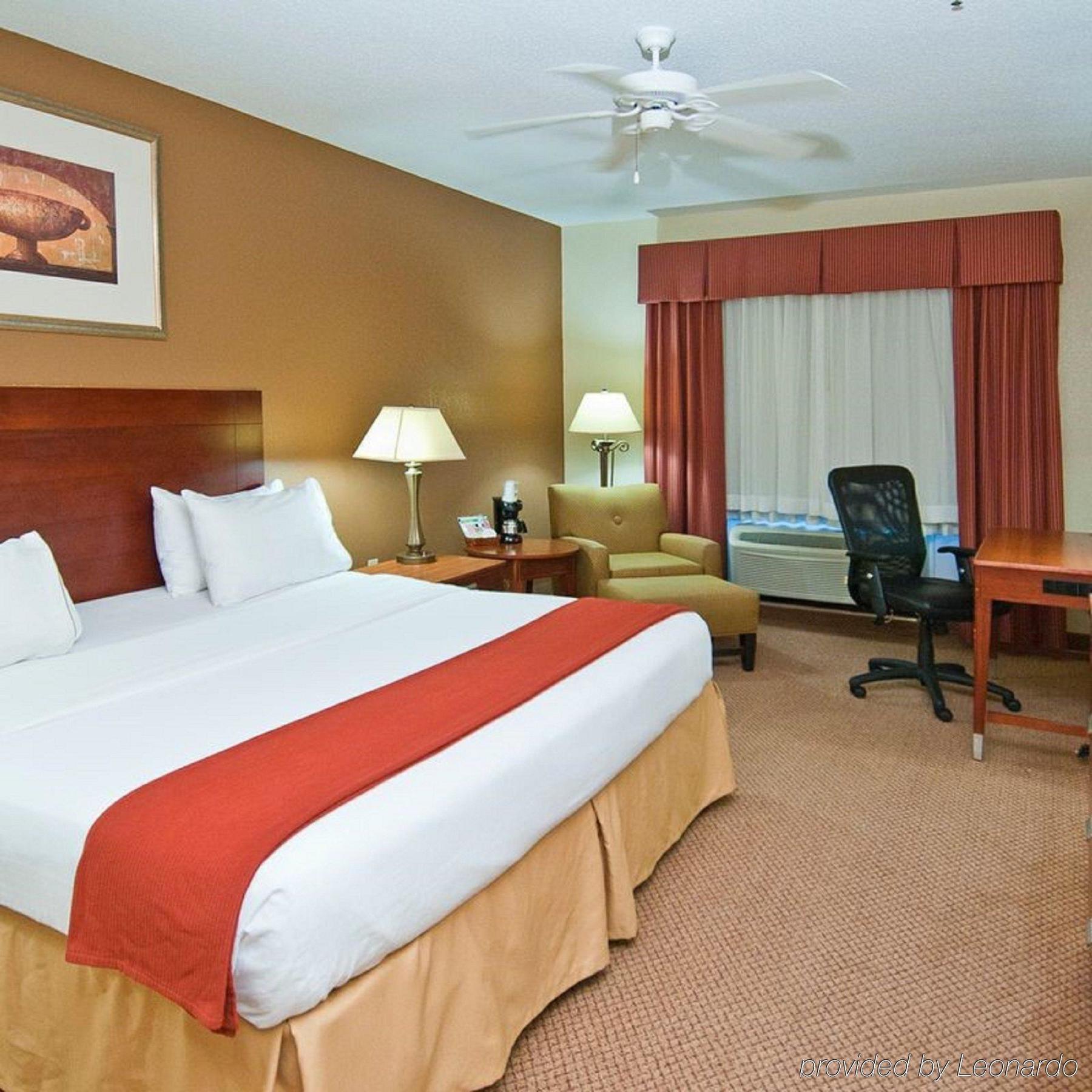 Holiday Inn Express Hotel & Suites Canton By Ihg Eksteriør bilde
