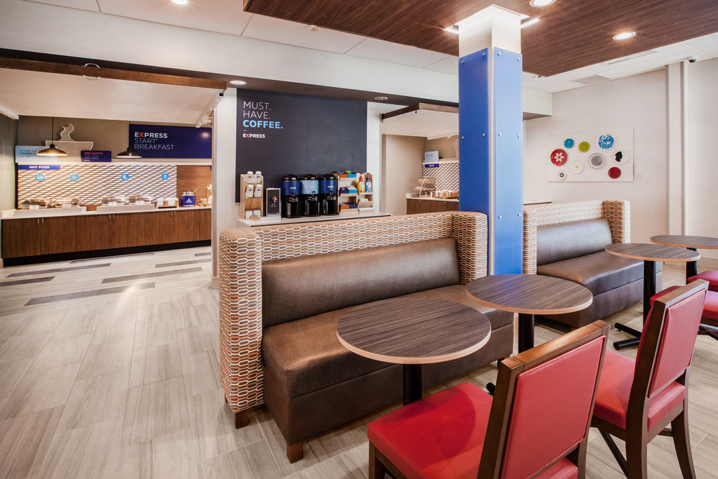 Holiday Inn Express Hotel & Suites Canton By Ihg Eksteriør bilde