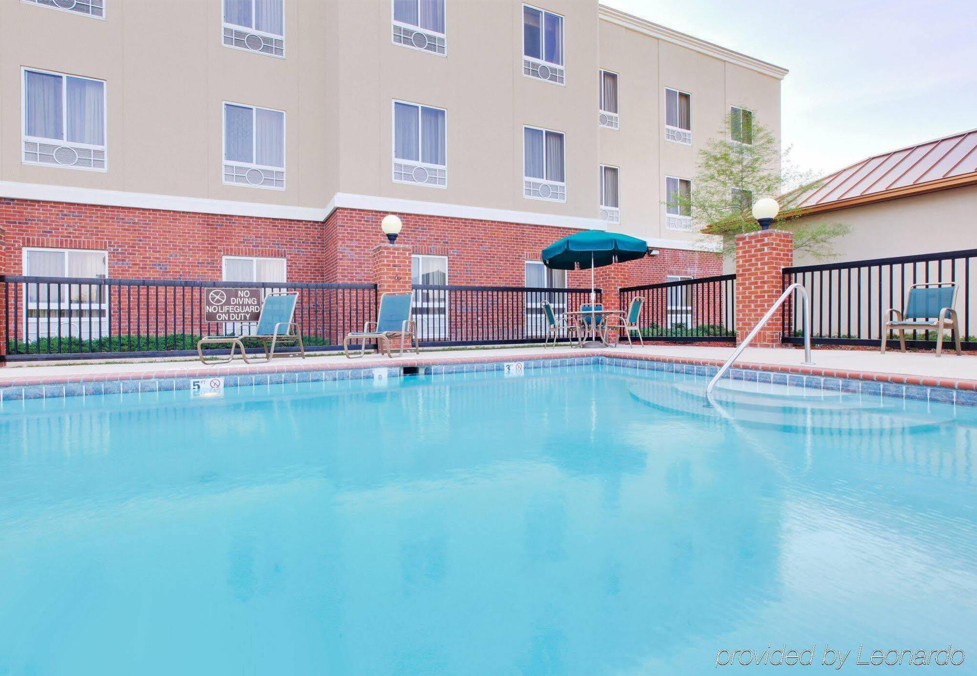 Holiday Inn Express Hotel & Suites Canton By Ihg Eksteriør bilde