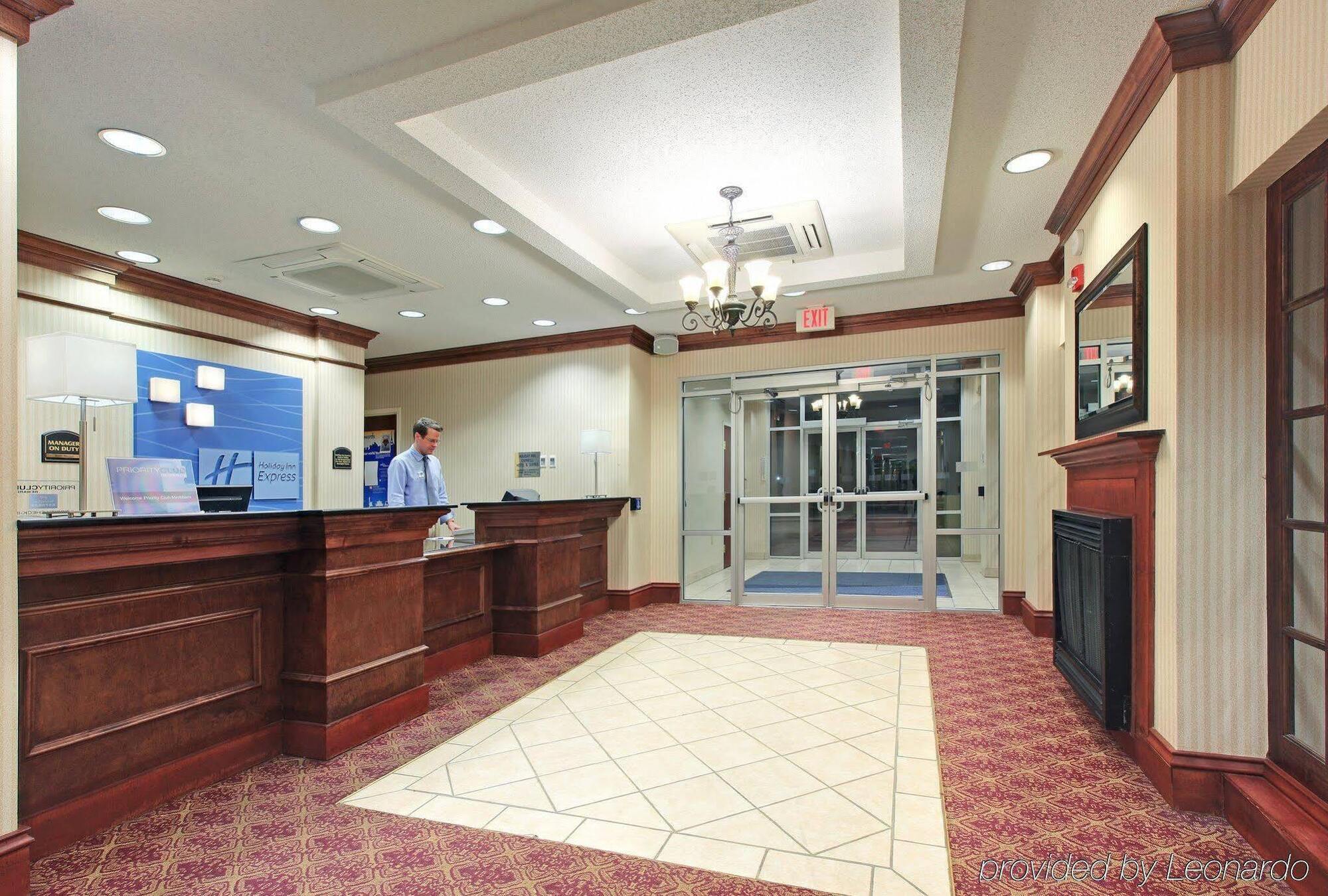 Holiday Inn Express Hotel & Suites Canton By Ihg Eksteriør bilde